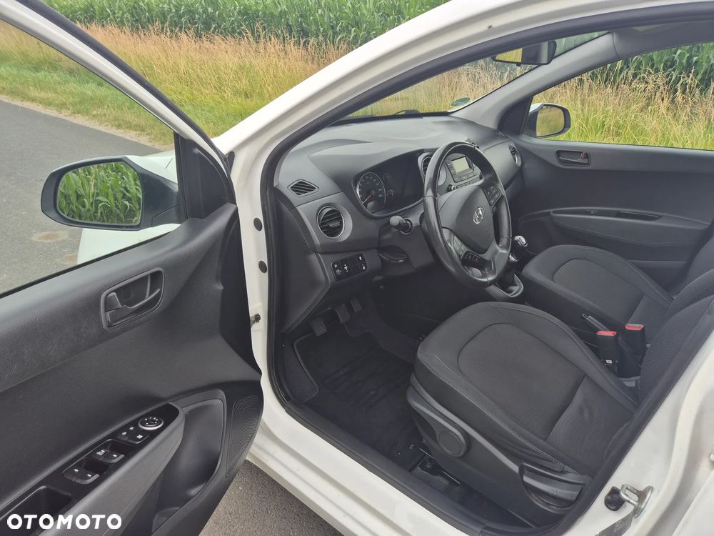 Hyundai i10 1.2 Passion - 11