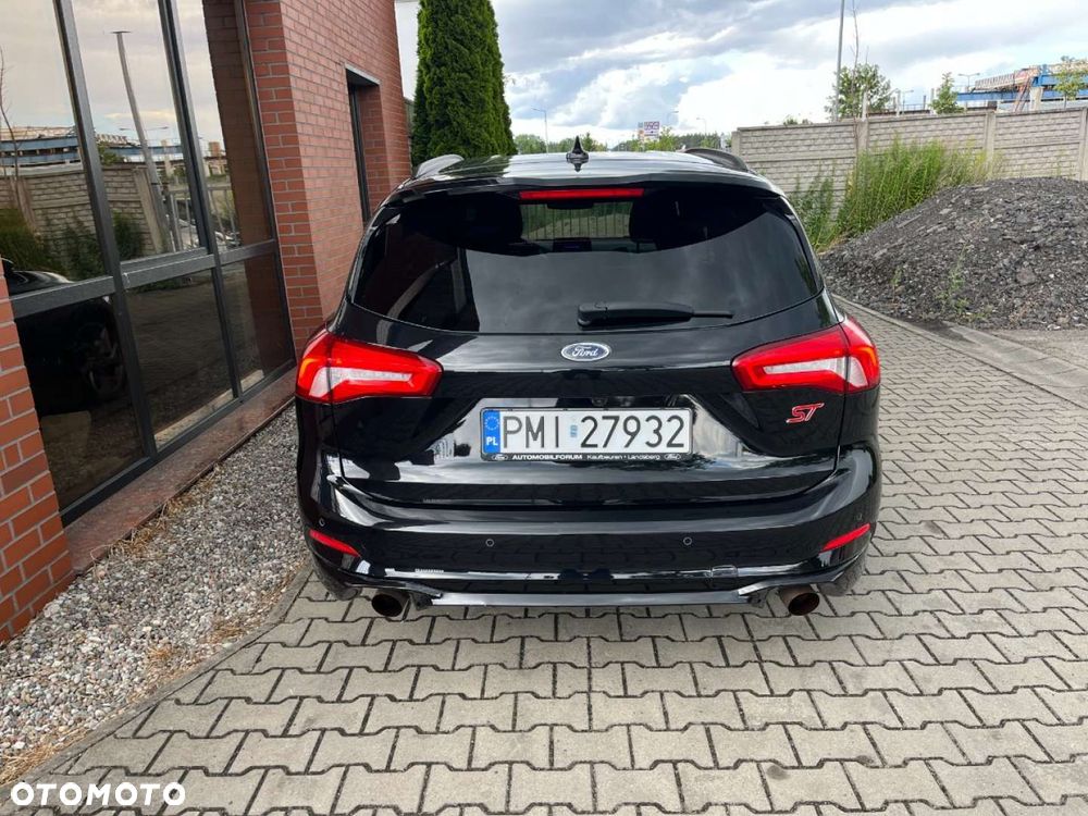 Ford Focus 2.3 EcoBoost ST Edition - 6