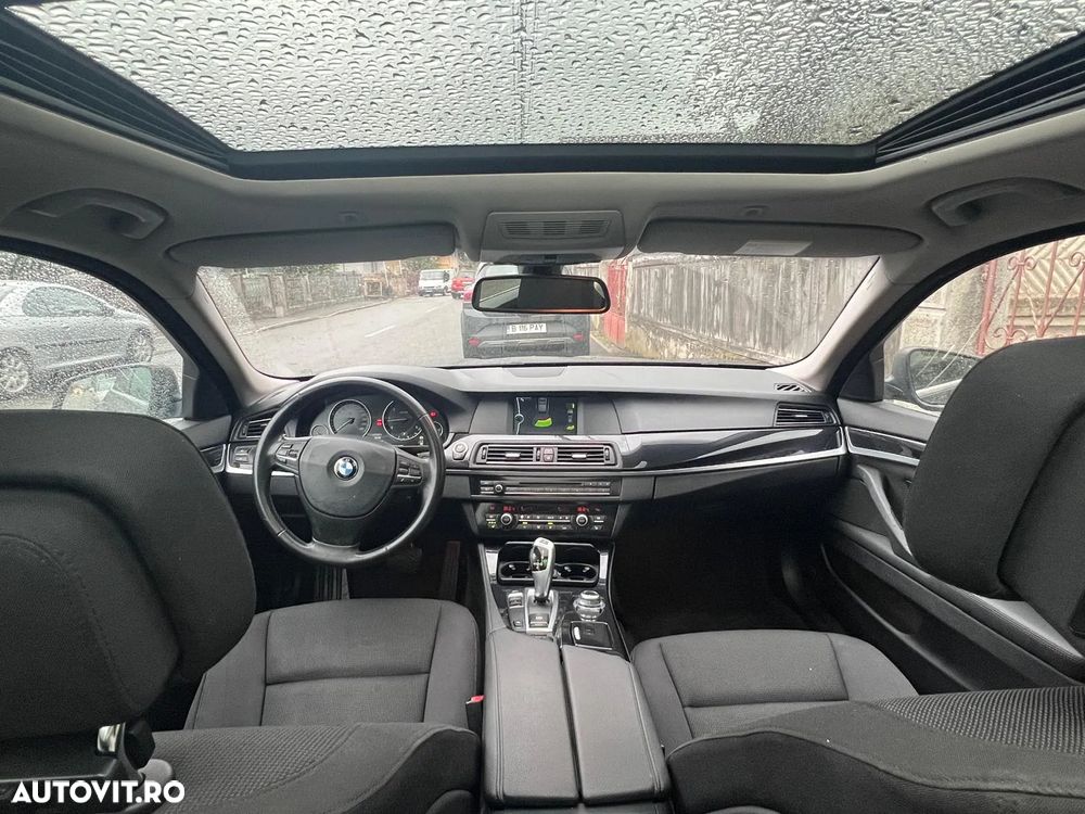 BMW Seria 5 525d Aut. Luxury Line - 4