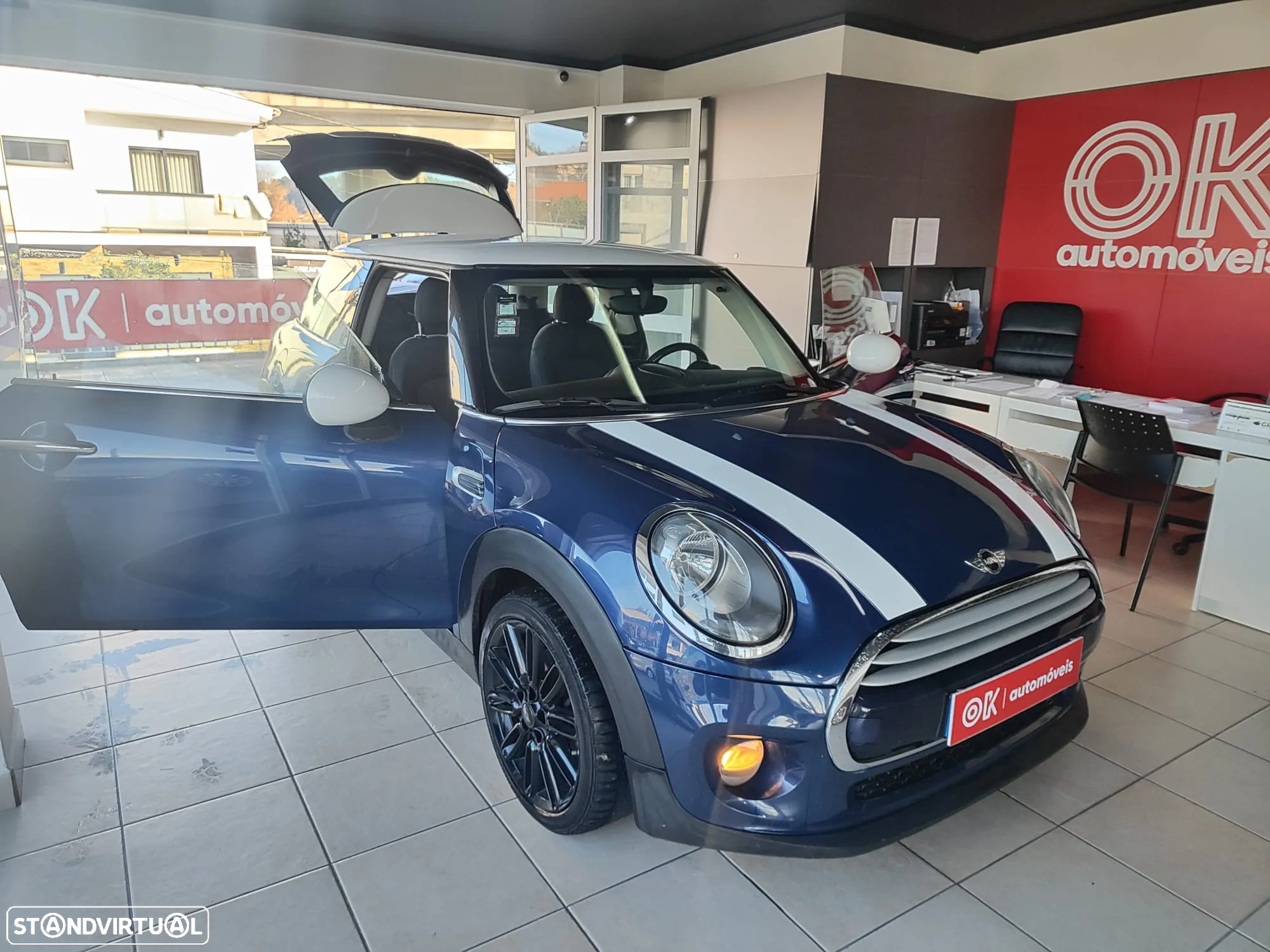 MINI 3 Portas Cooper D - 17