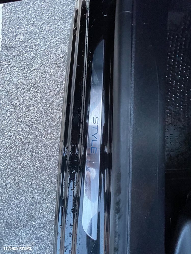 Peugeot 208 1.2 PureTech Style - 9