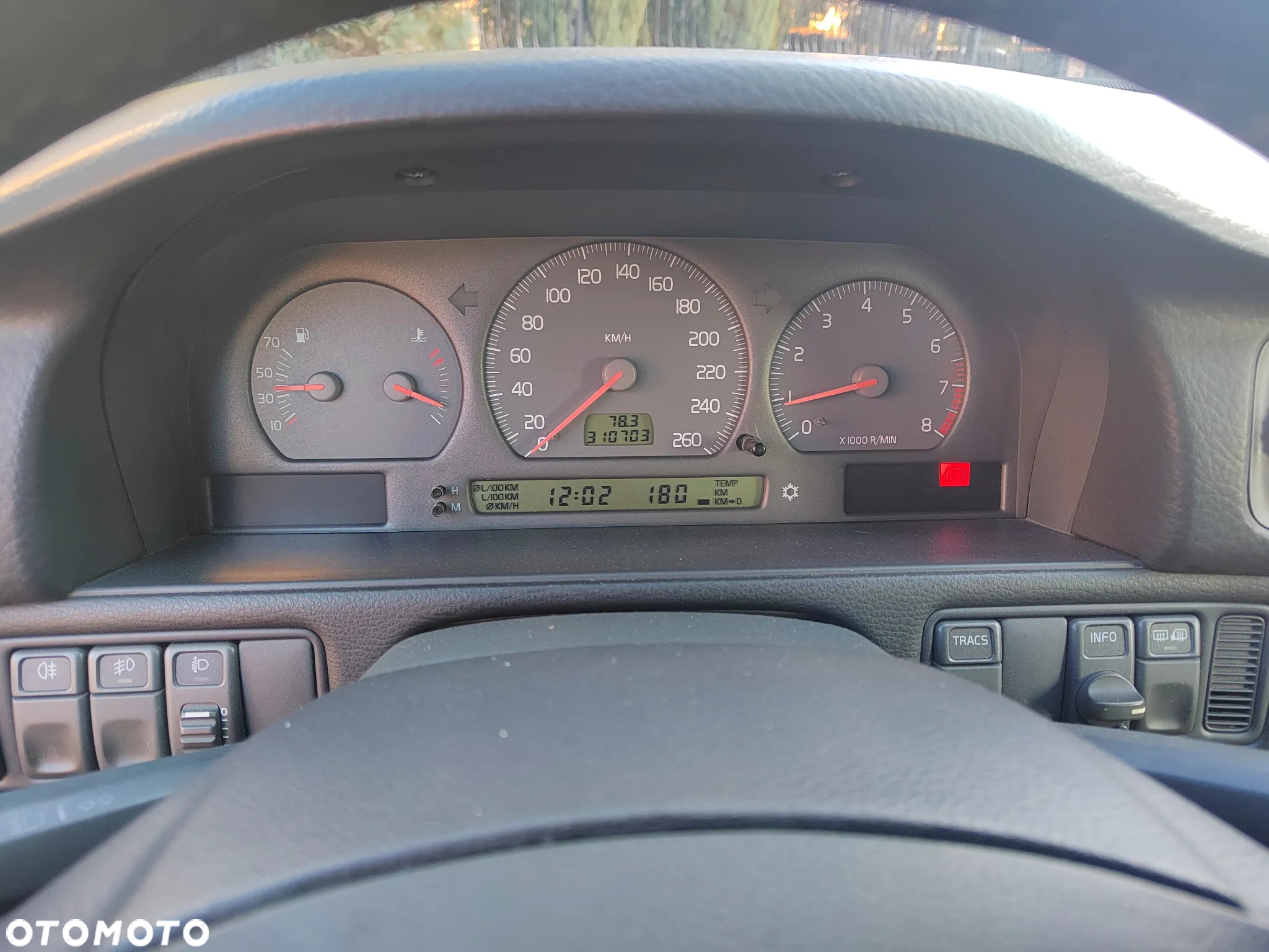 Volvo S70 2.4 - 25