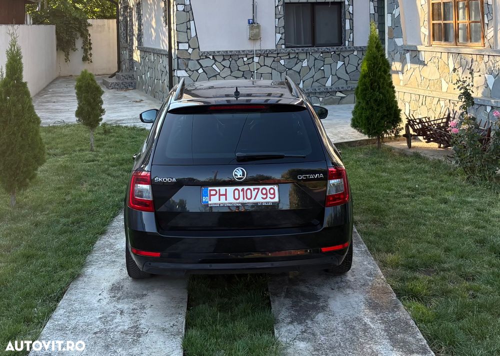 Skoda Octavia 2.0 TDI DSG Style - 4