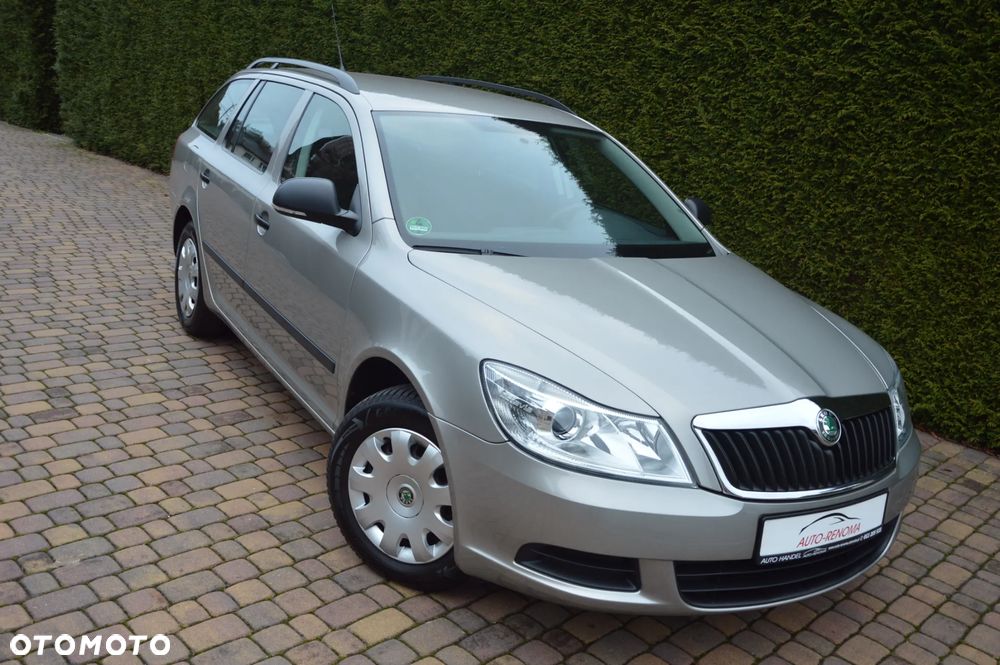 Skoda Octavia 1.6 Ambiente - 6