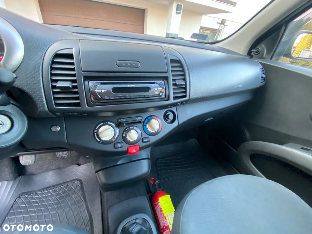Nissan Micra 1.2 Visia + - 10