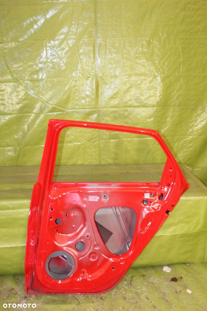 Drzwi Audi A1 II GB po 2018r. tył prawy - 2