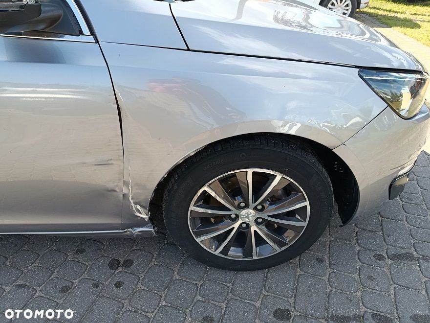 Peugeot 308 - 7