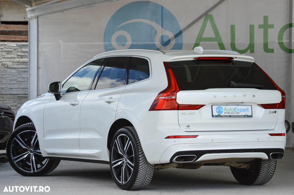 Volvo XC 60 D4 AWD R-Design - 32