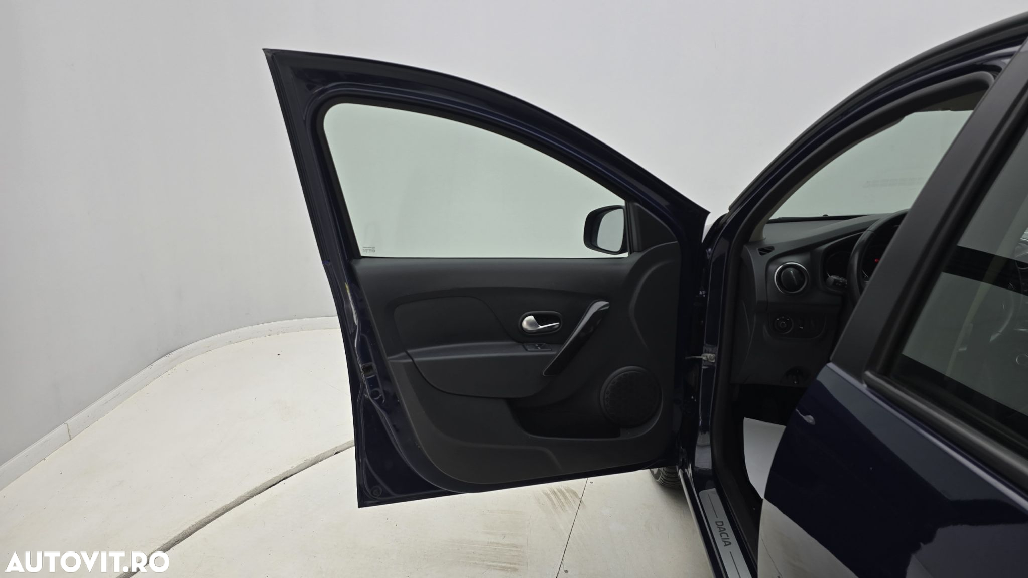 Dacia Logan 1.5 DCI Laureate - 10