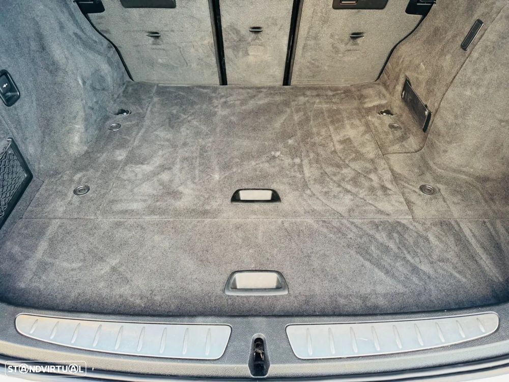 BMW 320 d Auto Pack M - 44