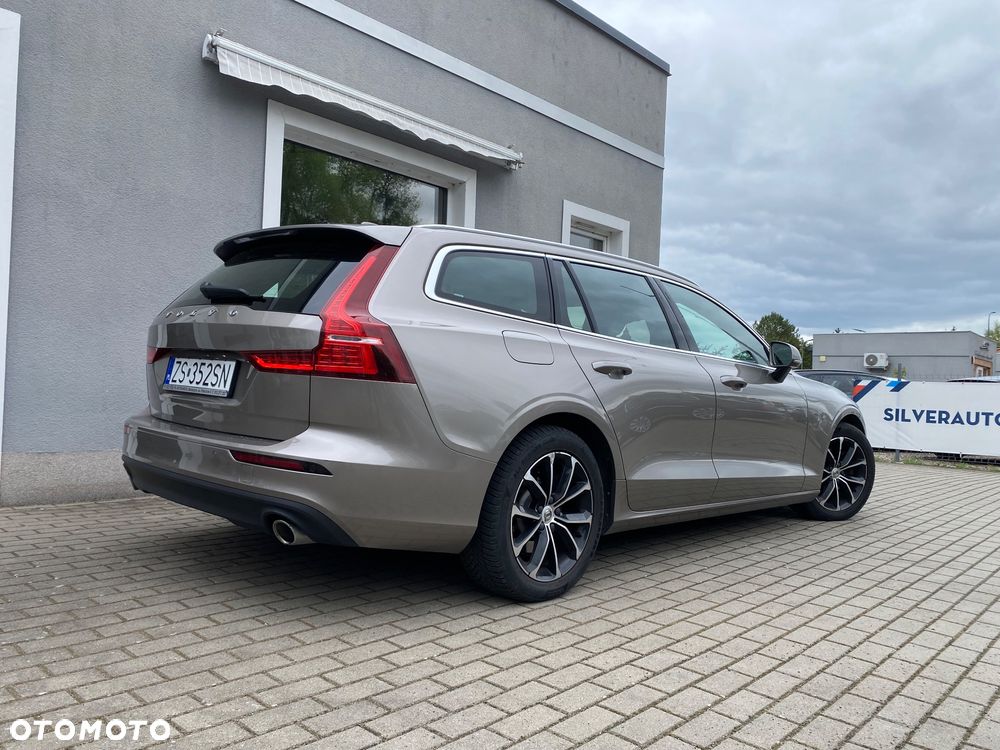 Volvo V60 D4 Geartronic Summum - 3