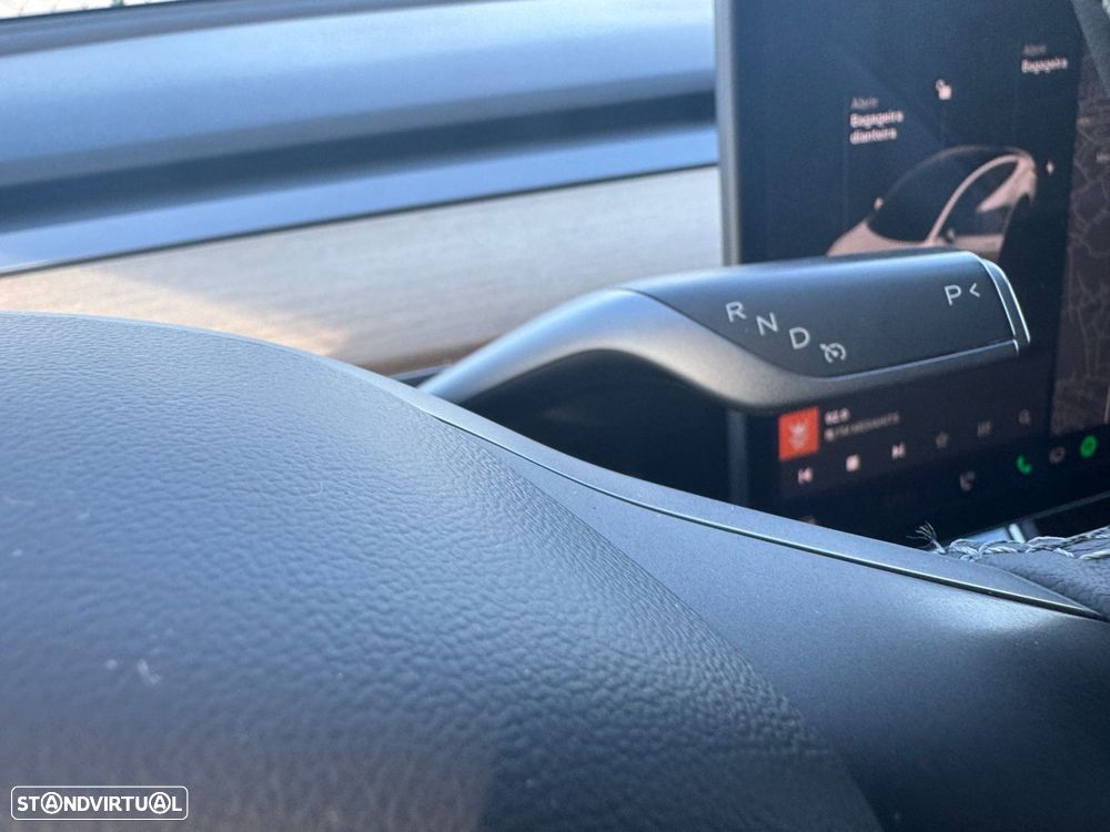 Tesla Model 3 Standard RWD Plus - 31