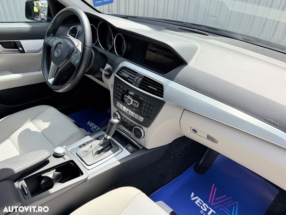 Mercedes-Benz C 250 CDI 4-Matic BlueEFFICIENCY - 15