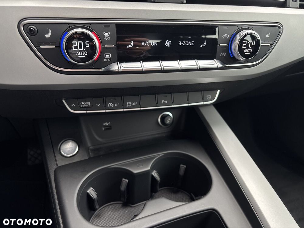 Audi A4 Avant 40 TFSI mHEV S Line S tronic - 17
