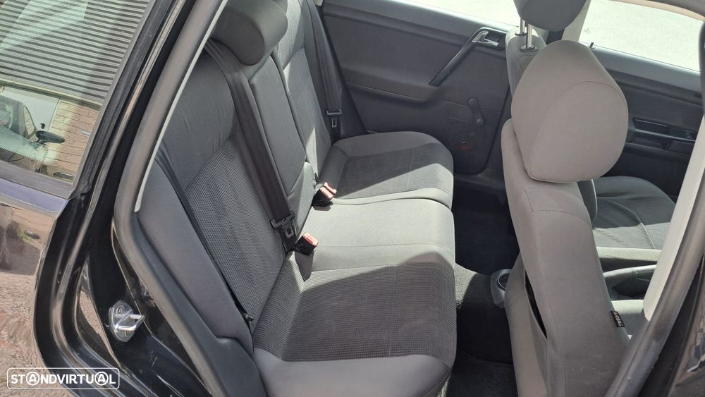 VW Polo 1.2 Confortline - 32