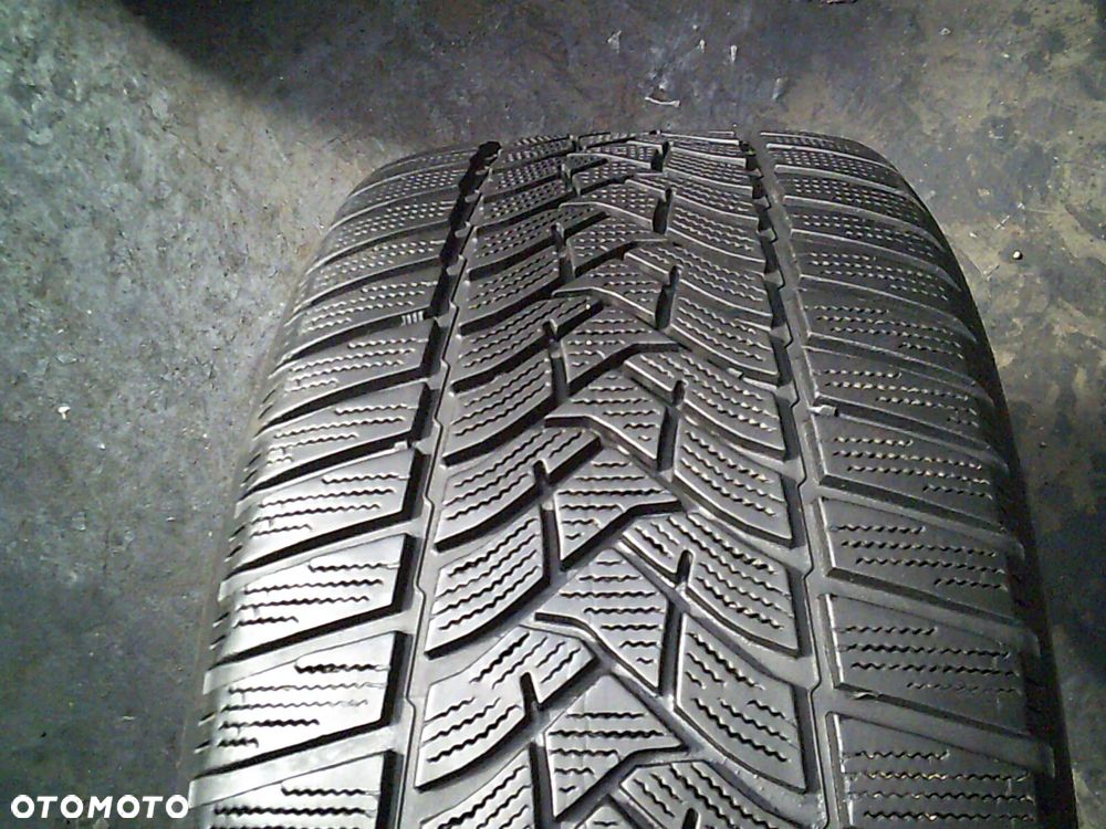 DUNLOP Winter Sport 5 245/45R18 5,4mm 2024 - 1
