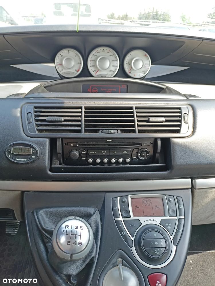 Citroën C8 - 10