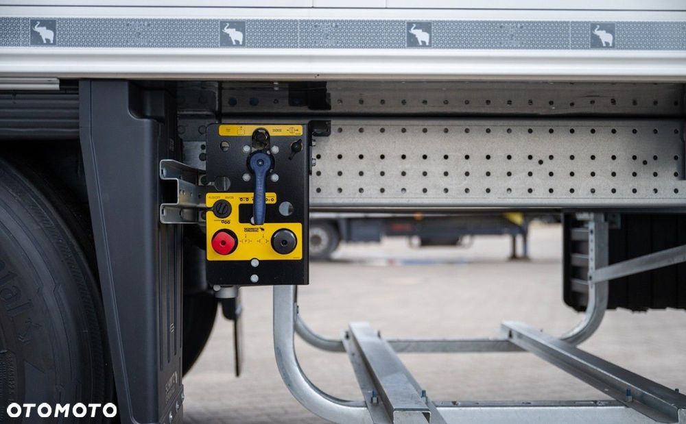 Schmitz Cargobull Chłodnia SKO 24/L 13.4 FP COOL V7 - 3