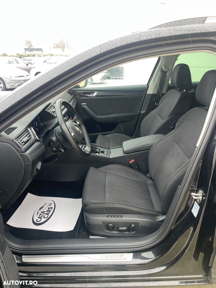 Skoda Superb 2.0 TDI DSG Premium Edition - 29