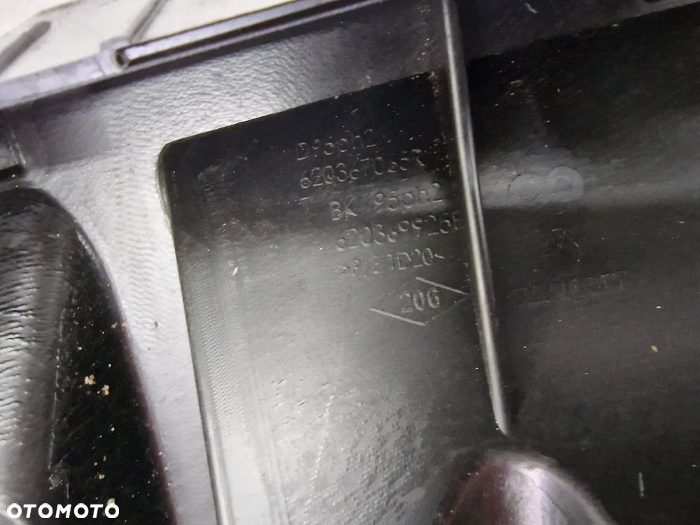 RENAULT MEGANE III 3 LIFT 12- GÓRNE WZMOCNIENIE ZDERZAKA PRZEDNIEGO PRZÓD , NR 620367065R , NR AUKCJI WZM337 - 12