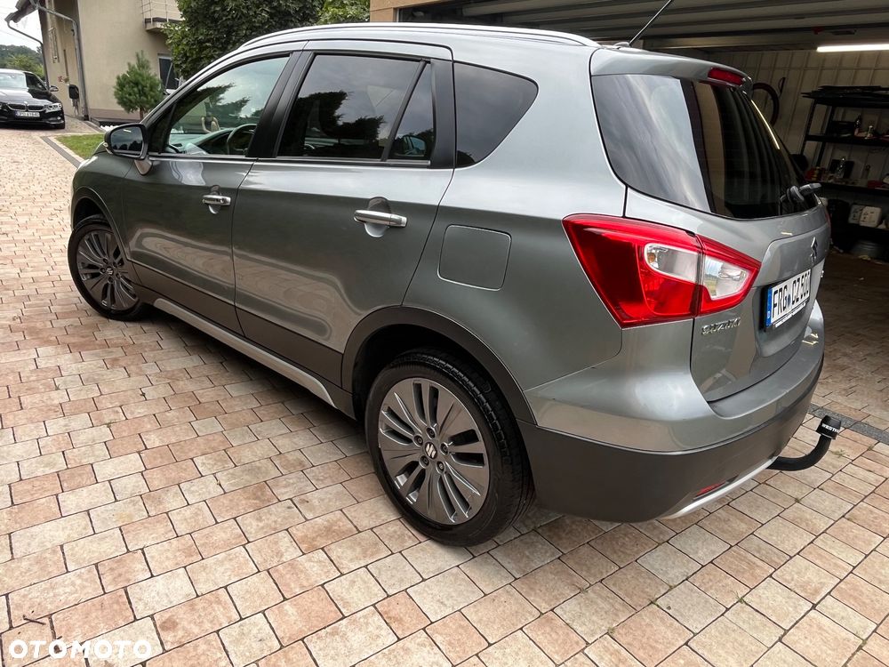 Suzuki SX4 S-Cross 1.6 VVT 4x4 Comfort - 9