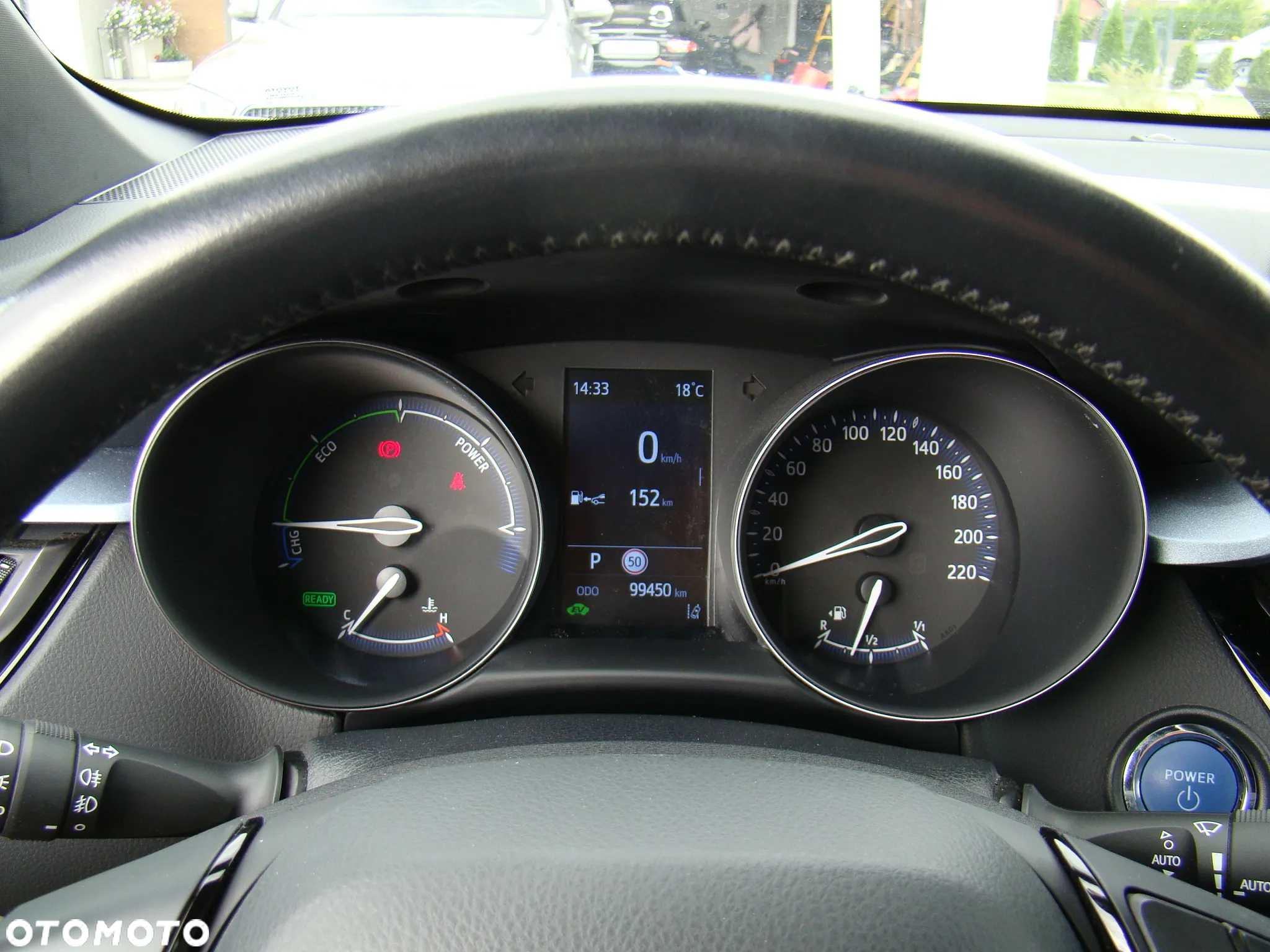 Toyota C-HR 1.8 Hybrid Team Deutschland - 28