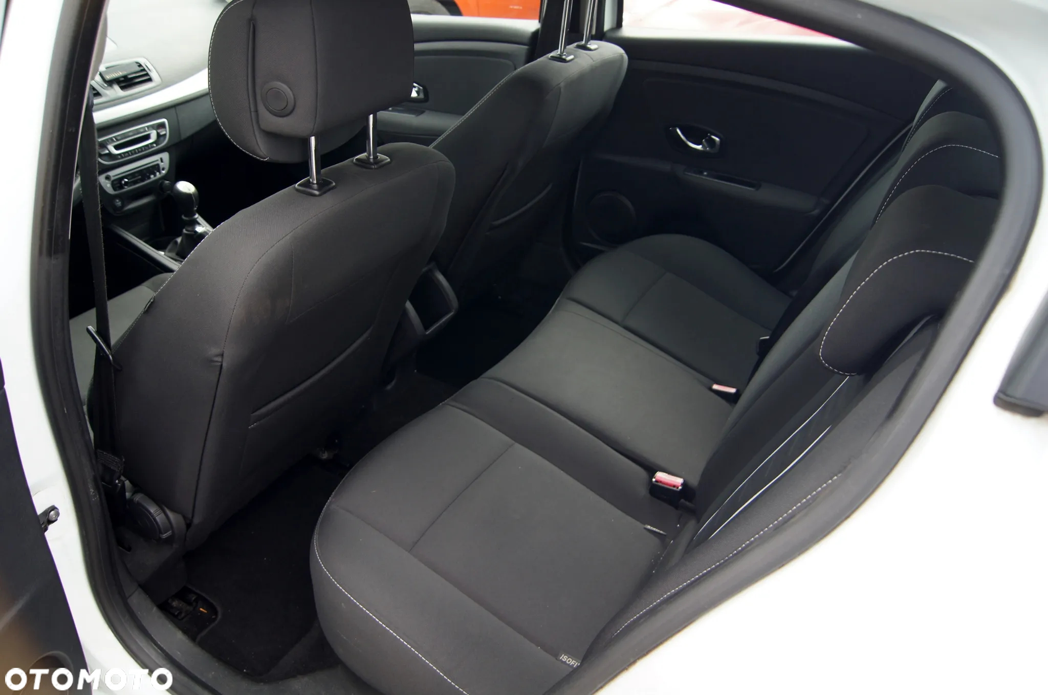 Renault Megane 1.5 dCi Business - 11