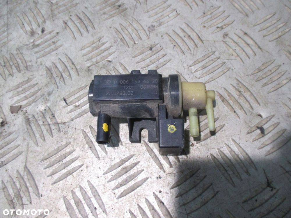 ZAWÓR PODCIŚNIENIA MERCEDES W169 2.0 CDI A0061536628 - 1