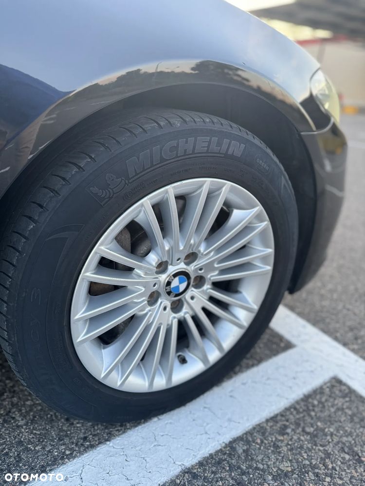 BMW Seria 5 525d Luxury Line - 11