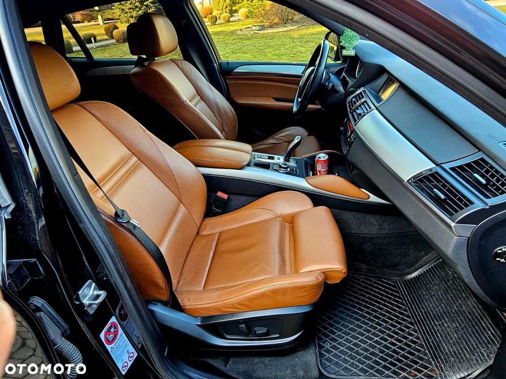 BMW X6 - 26