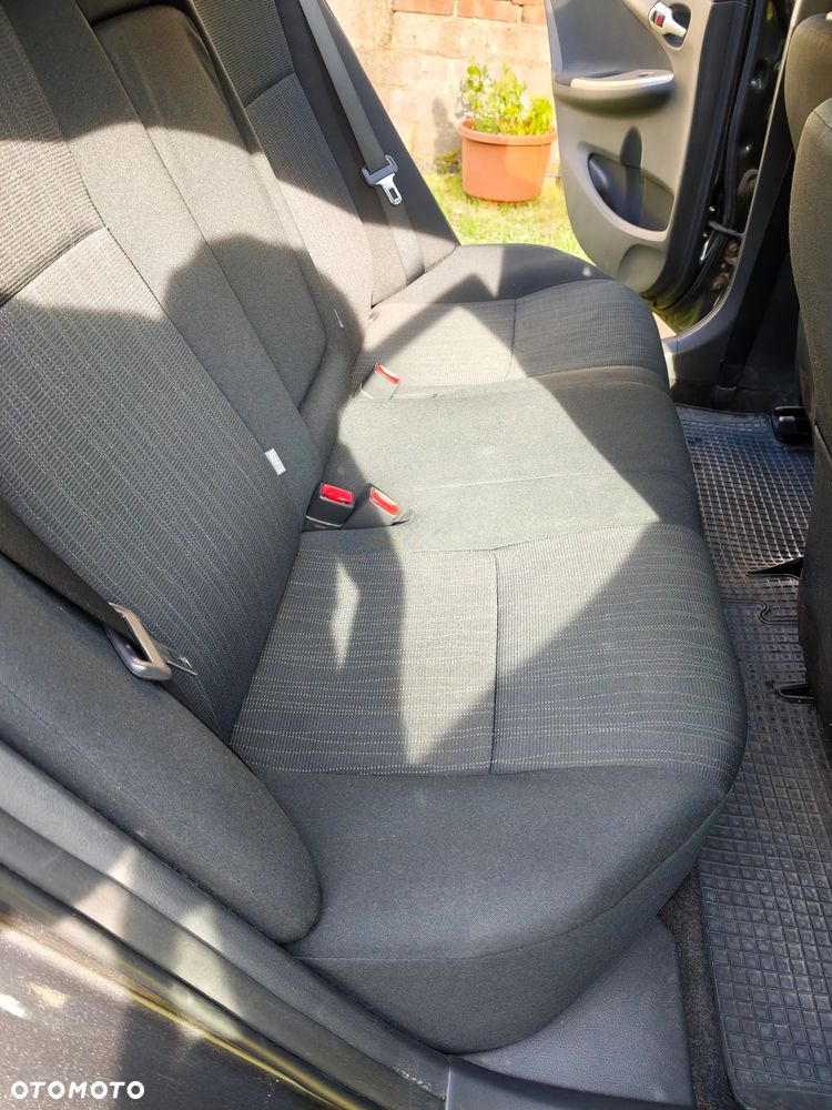 Toyota Corolla 1.6 VVT-i Premium Start - 18