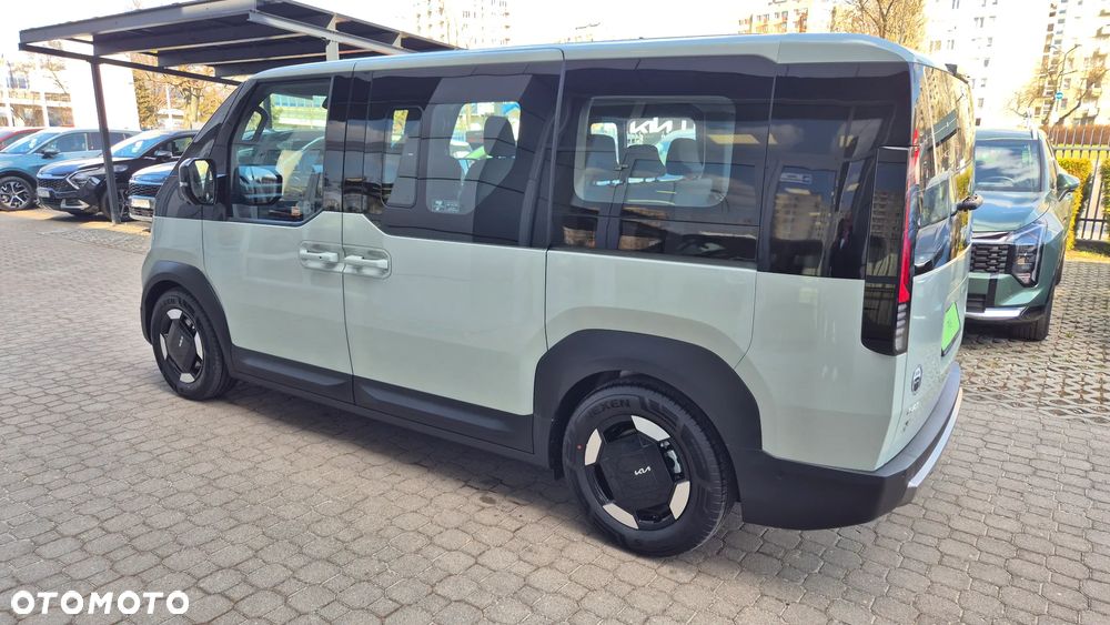 Kia PV5 - 4
