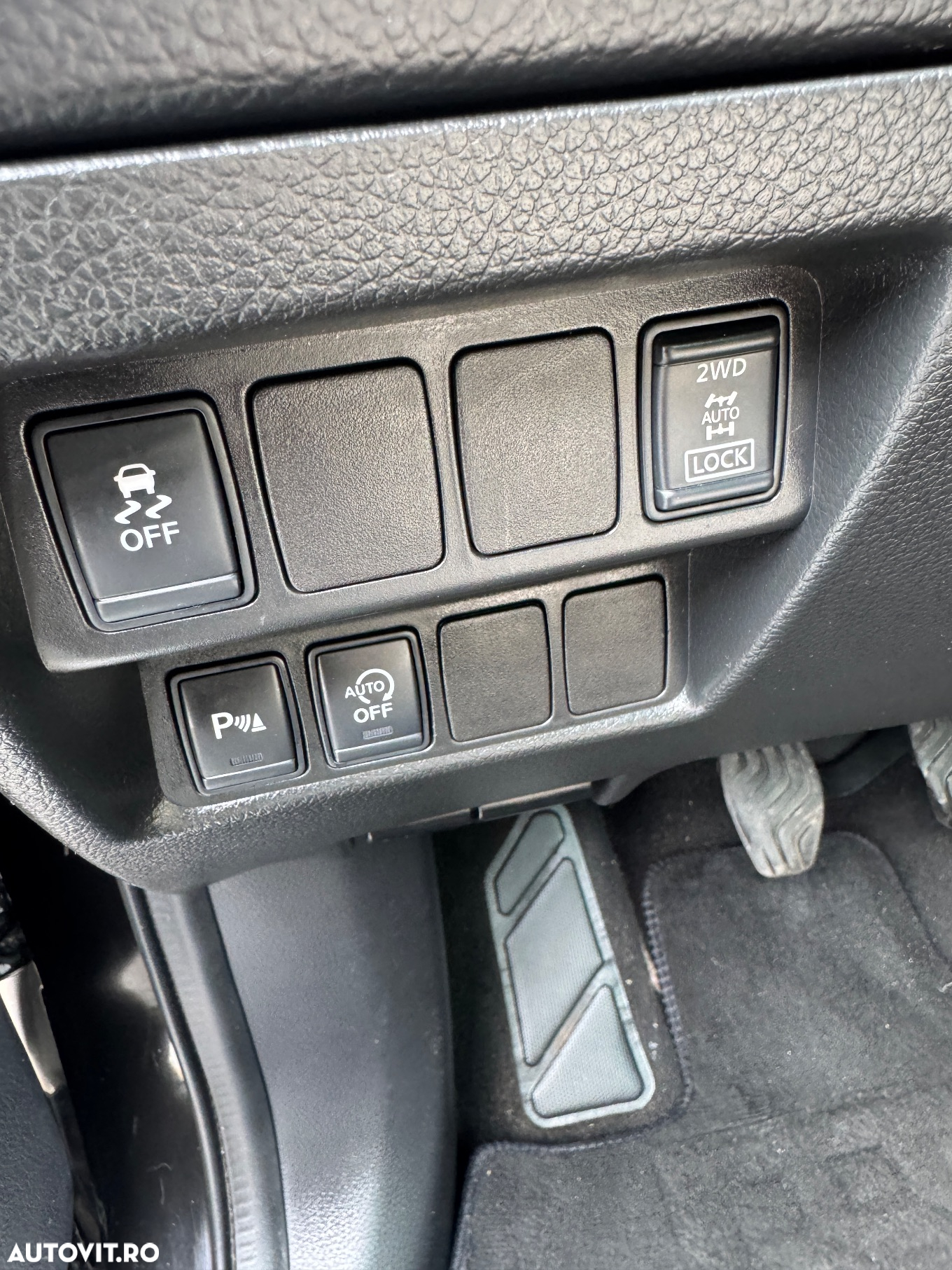 Nissan Qashqai 1.6 DCI 4 x 4 DPF tekna - 21