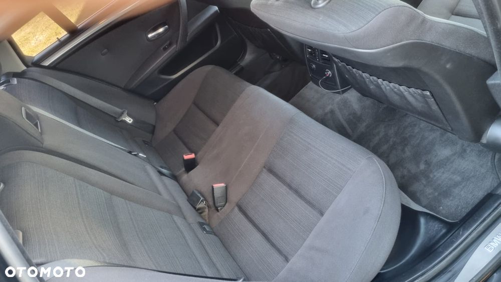 BMW Seria 5 520d - 8