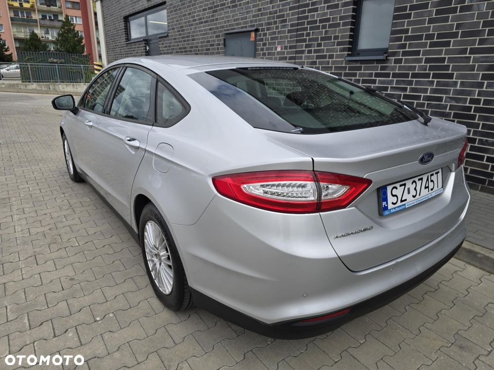 Ford Mondeo 2.0 TDCi Ambiente - 39