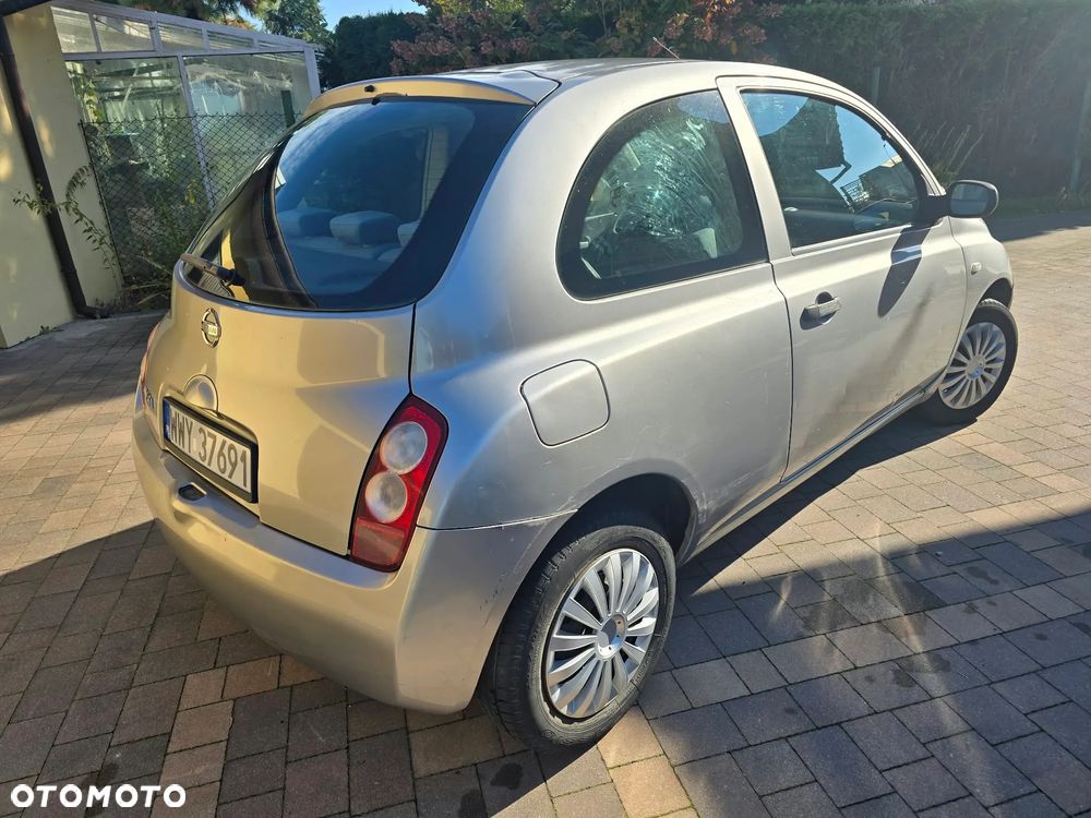 Nissan Micra 2003 photo 2