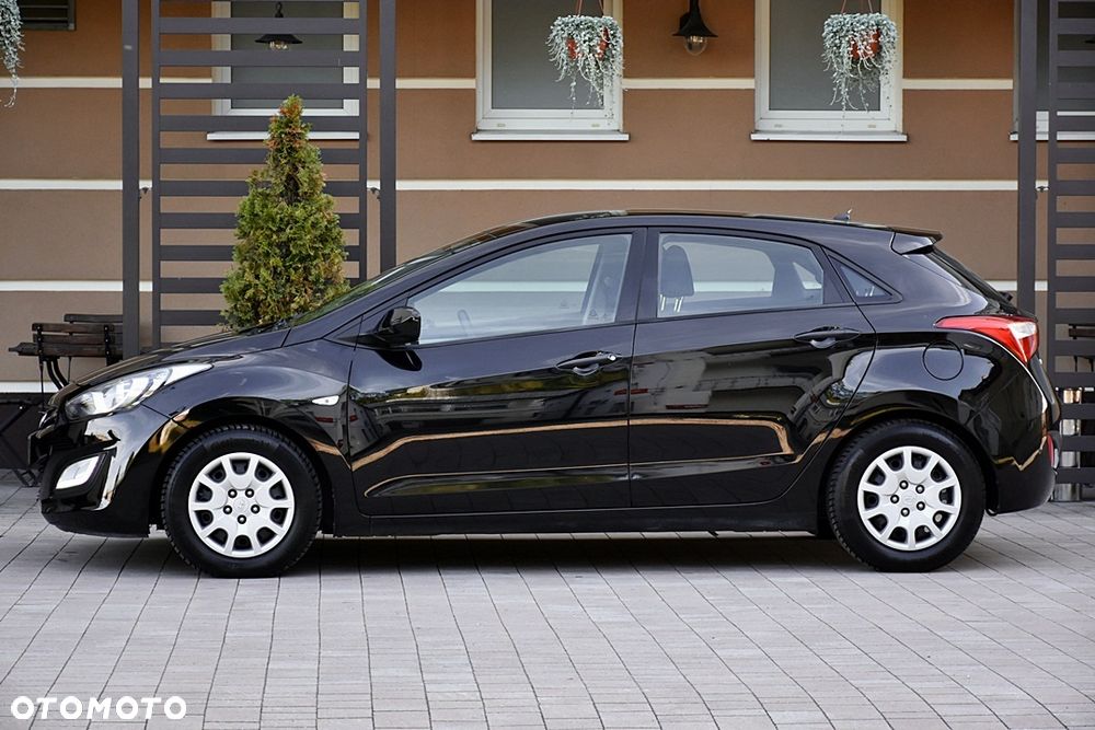 Hyundai i30 1.4 Comfort - 14