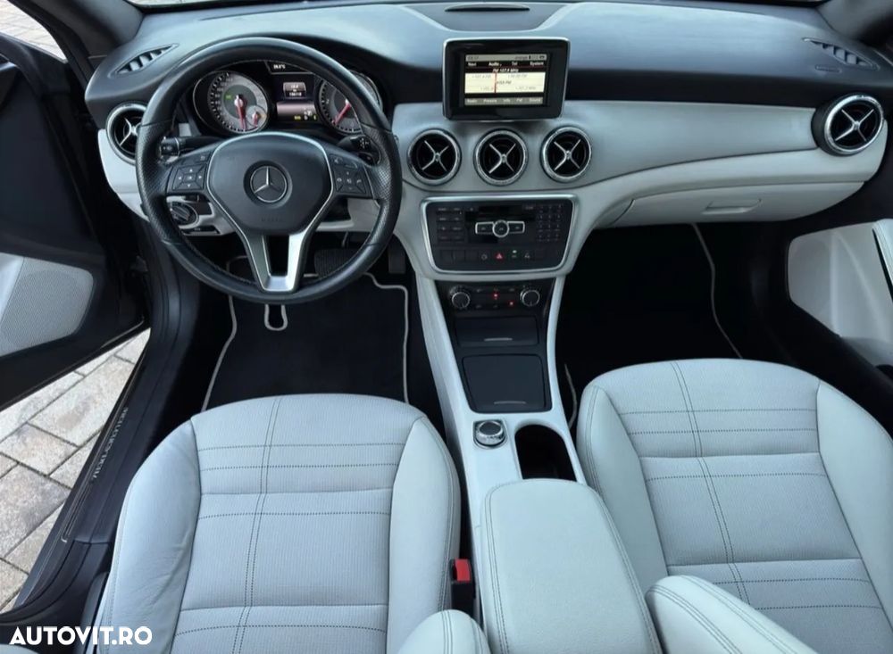 Mercedes-Benz CLA 200 - 8