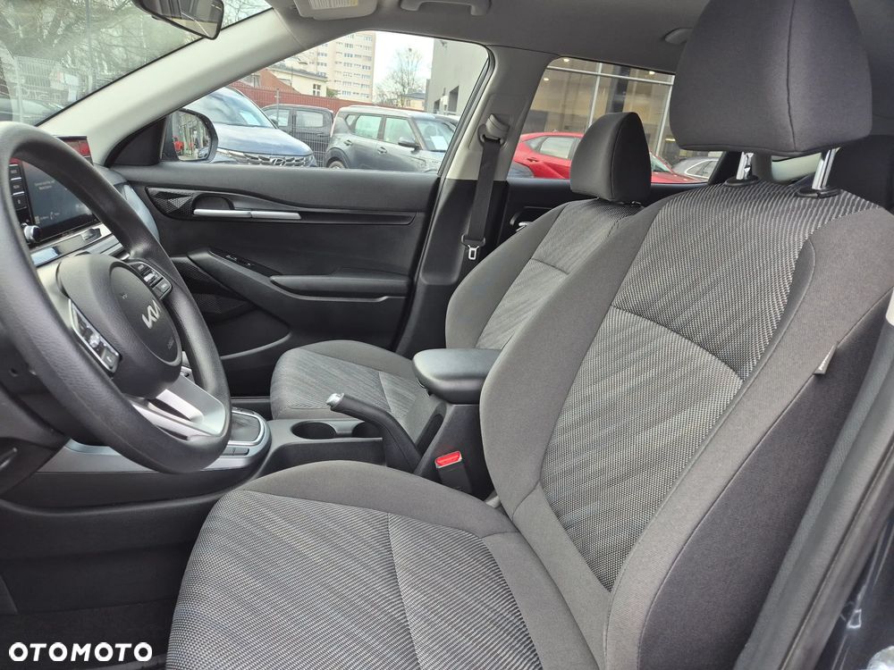 Kia Inny - 24