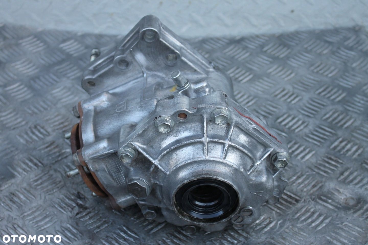 REDUKTOR SKRZYNI TOYOTA RAV4 IV 2.2 D4D MANUAL 12-18 - 1