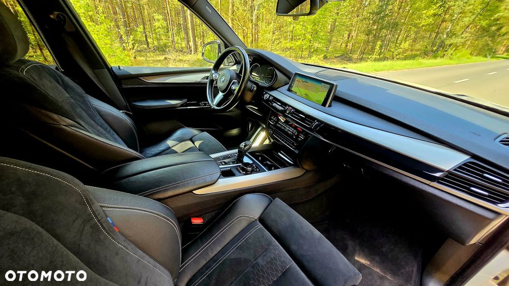 BMW X5 xDrive40d - 32