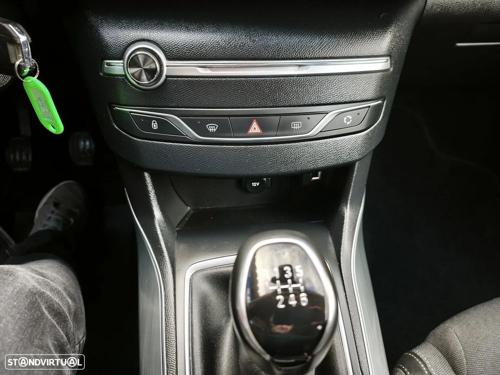 Peugeot 308 PureTech 130 Allure Pack - 23