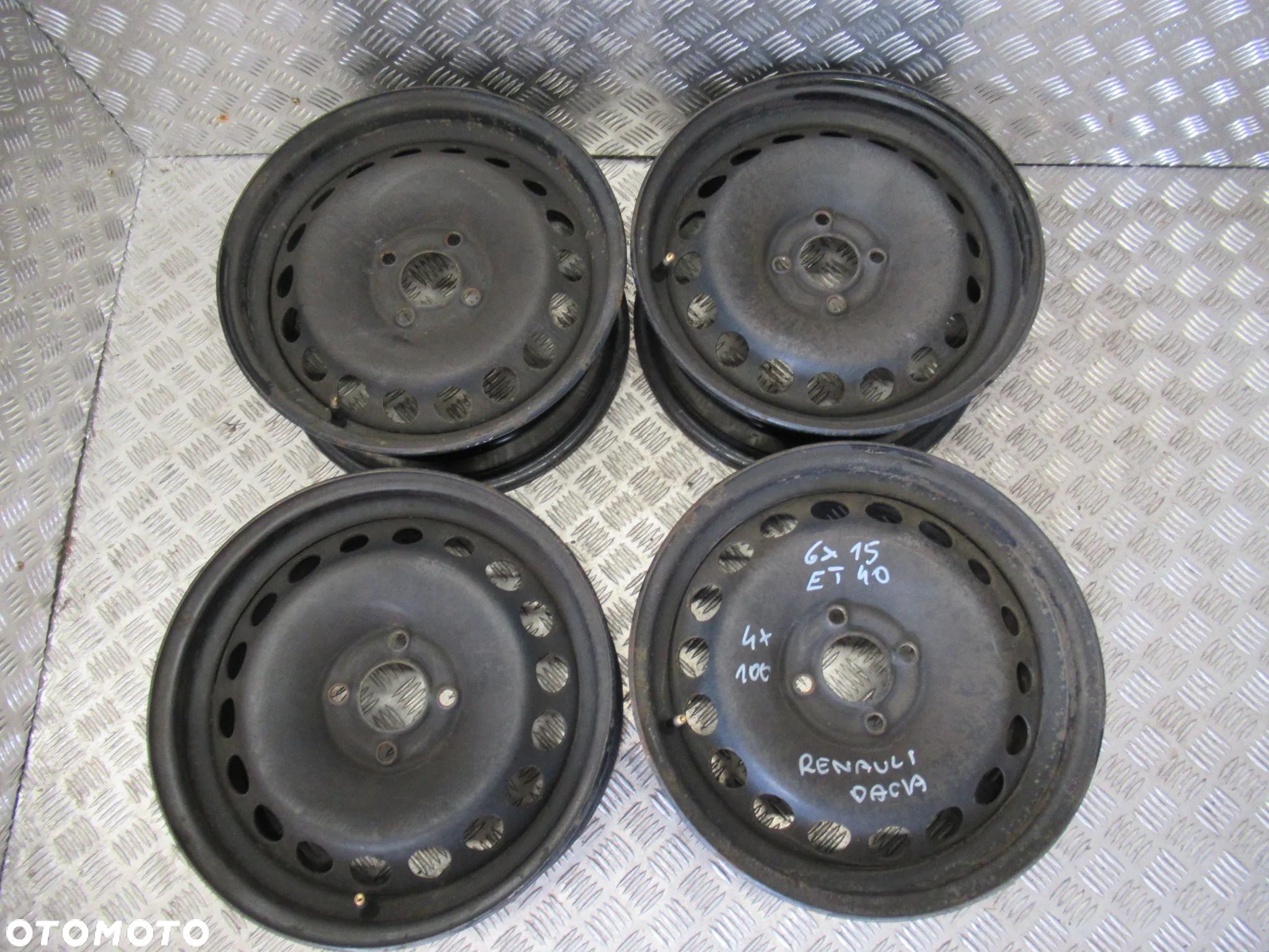 Felgi Dacia Dokker Sandero Lodgy Spring Renault Clio Modus Zoe 6Jx15 et40 4x100 - 1