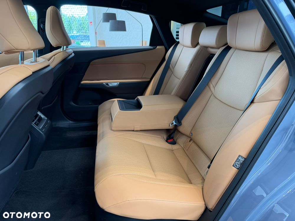 Lexus ES 500e Prestige AWD - 13