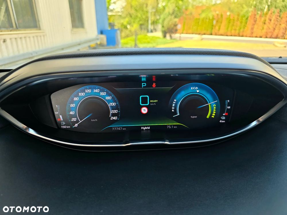 Peugeot 3008 1.6 PureTech HYbrid GT Line S&S EAT8 - 26