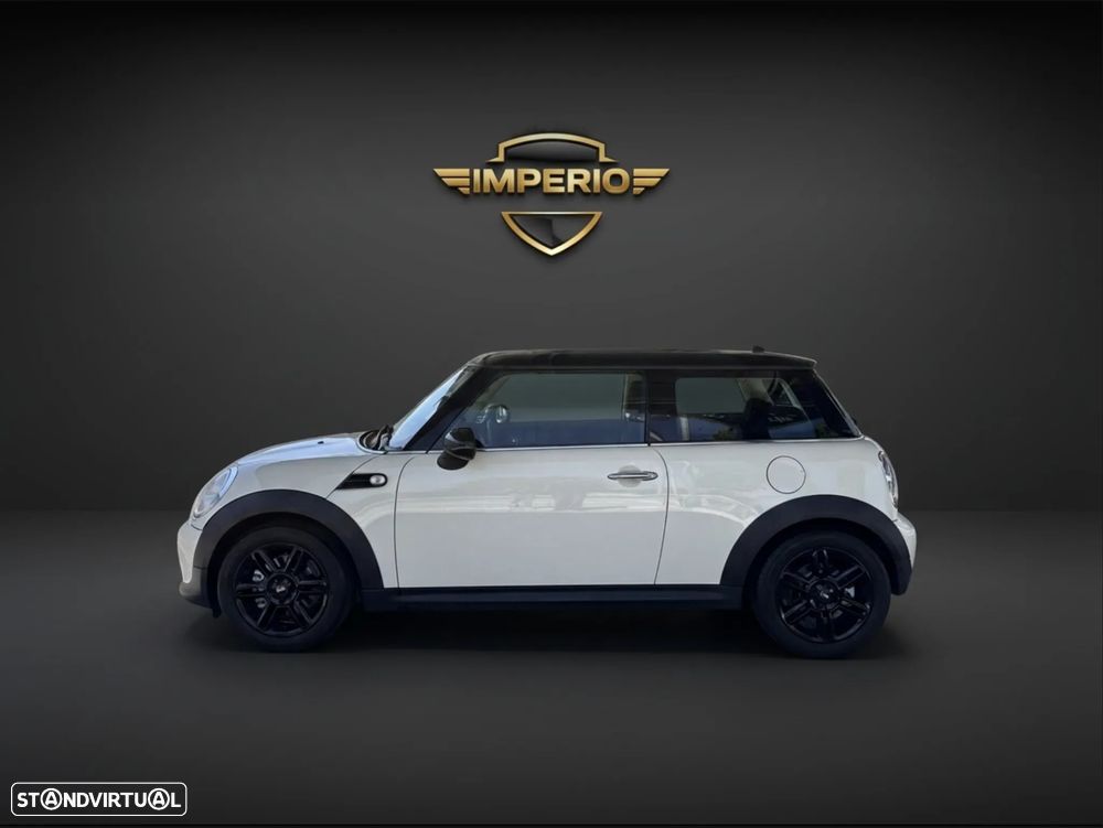 MINI 3 Portas Cooper D - 3