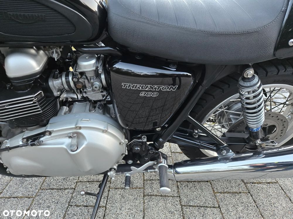 Triumph Thruxton - 34