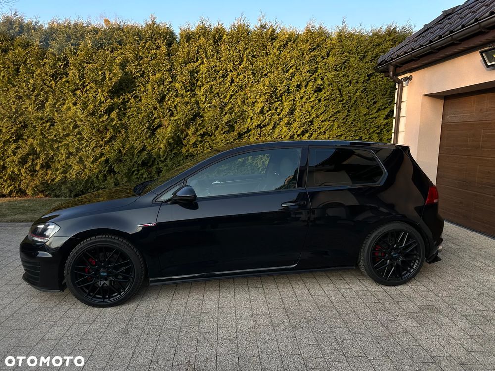 Volkswagen Golf 2.0 GTI - 7