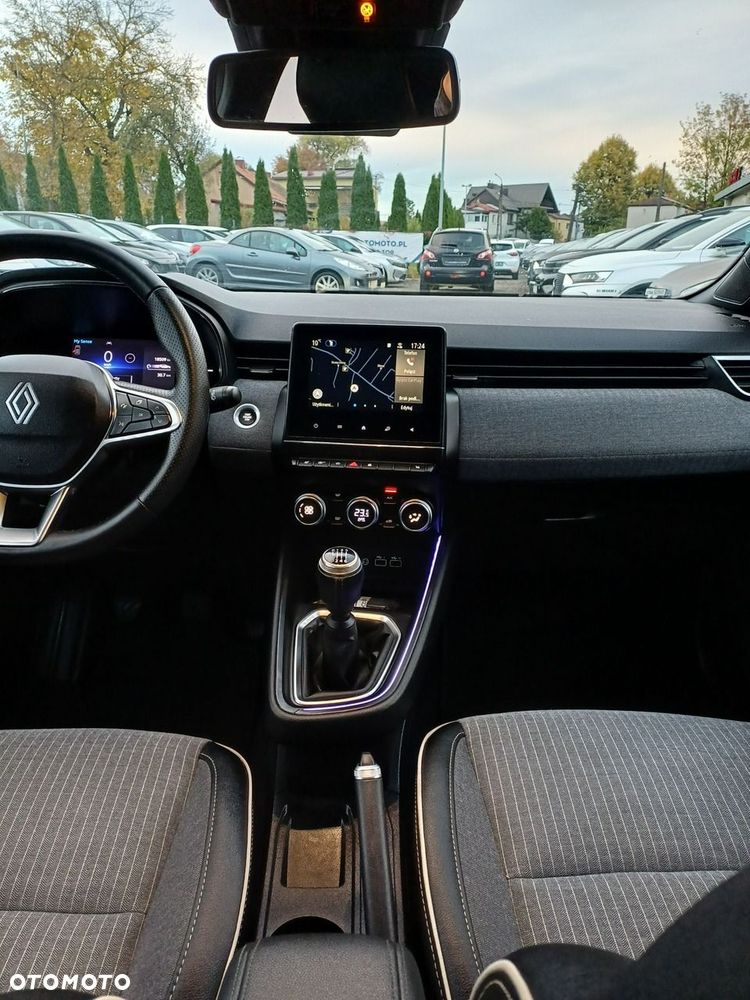 Renault Clio TCe 100 INTENS - 23