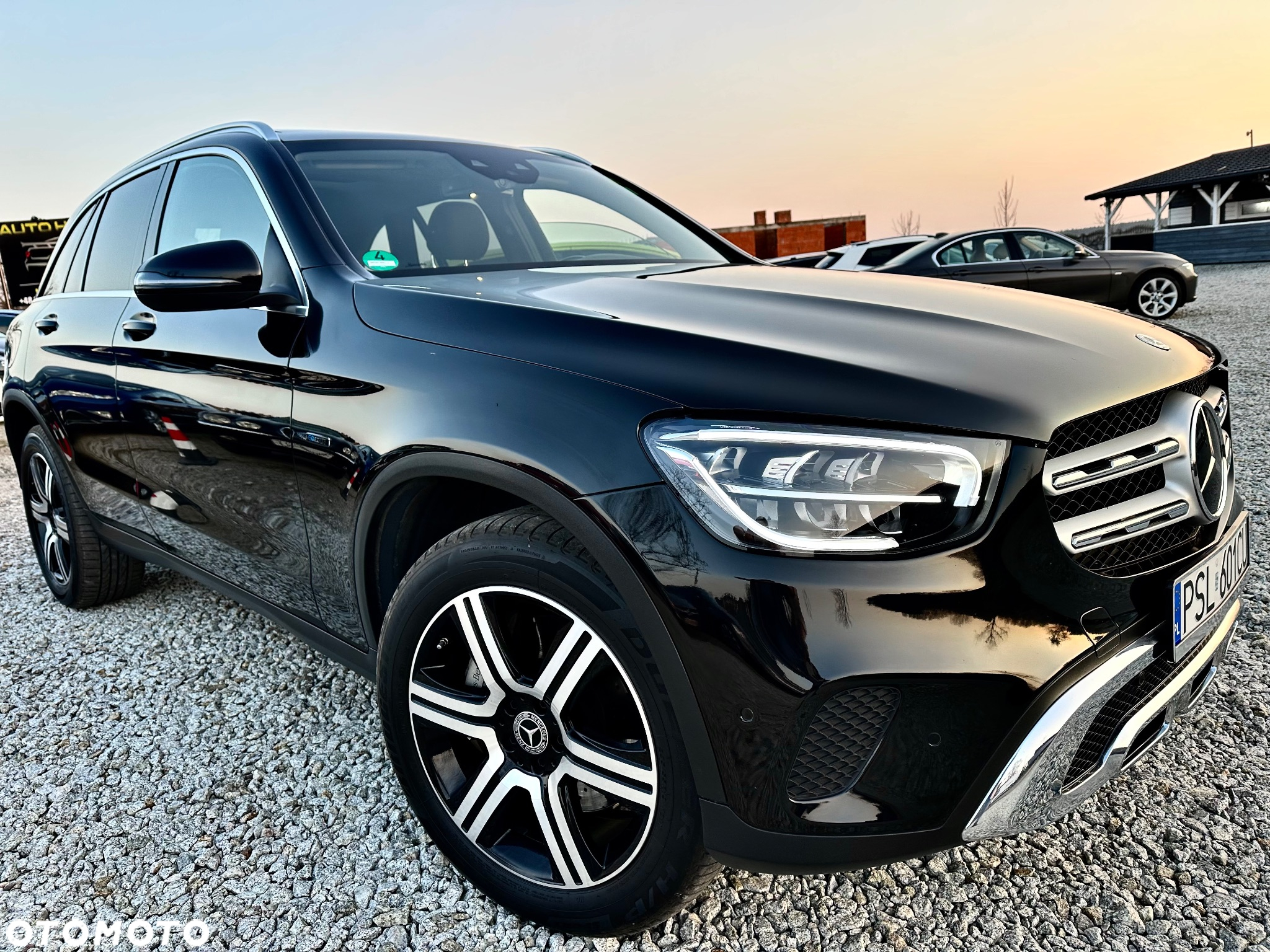 Mercedes-Benz GLC 300 e 4-Matic - 38
